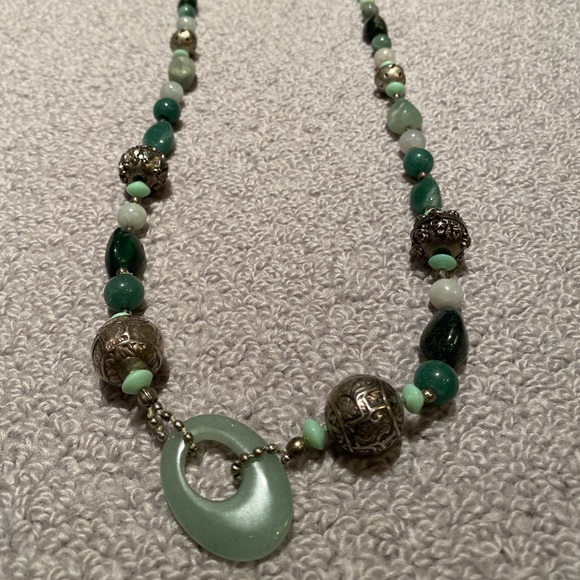 Necklace - Picture 2 of 3
